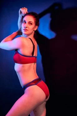 Mila Krasna Zarja Criss-Cross Set