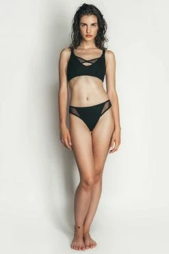 Mila Krasna Zarja Criss-Cross Set