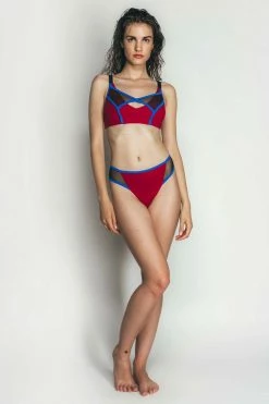 Mila Krasna Zarja Criss-Cross Set