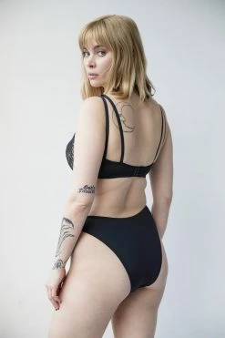 Monique Morin Lace Frisson Hi Leg Panty