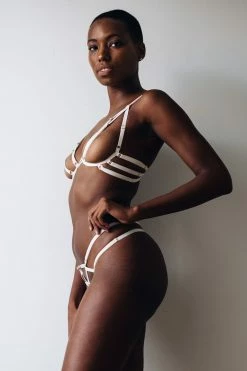 Colette & Sebastian Valentina Bondage Set