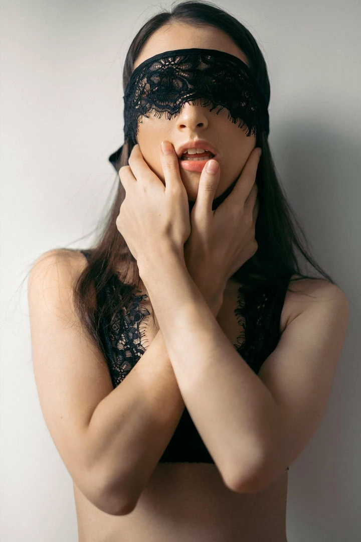 Colette & Sebastian Malia Lace Blindfold Toys & Accessories 3 Colette & Sebastian Malia Lace Blindfold Toys & Accessories