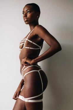 Colette & Sebastian Barbara Thong