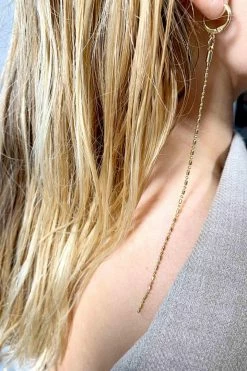 Domestique Medium Thin Chain Simple Earring