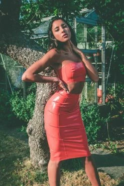 Elissa Poppy Scarlet Red Latex Midi Skirt 9 Elissa Poppy Scarlet Red Latex Midi Skirt