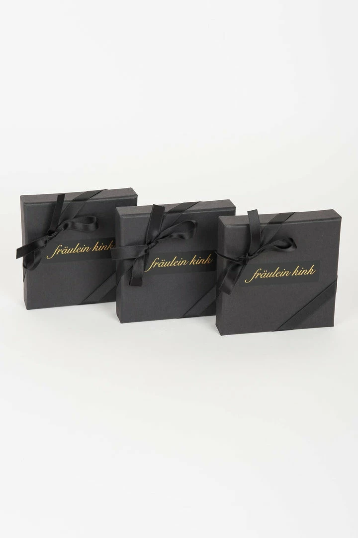 Fräulein Kink Ritsy 18K Fascinator 4 Fräulein Kink Ritsy 18K Fascinator