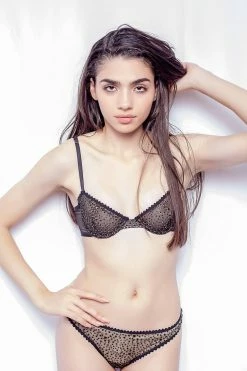 Taryn Winters Sabine Demi Bra